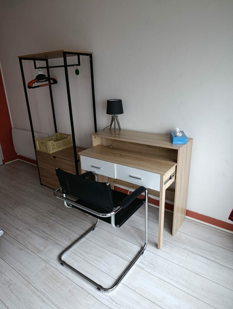 bureau-La Roussille